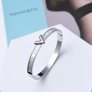 Titanium Steel V-shaped Female Bracelet Ins Special-interest Design Bracelet