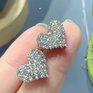 18K White Gold Heart-Shaped Diamond Earrings